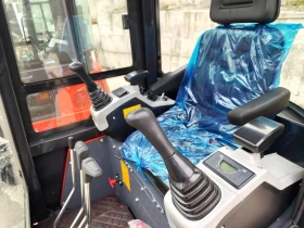 Багер Kobelco 2 TON чисто  НОВ 3 цилиндъра, снимка 9