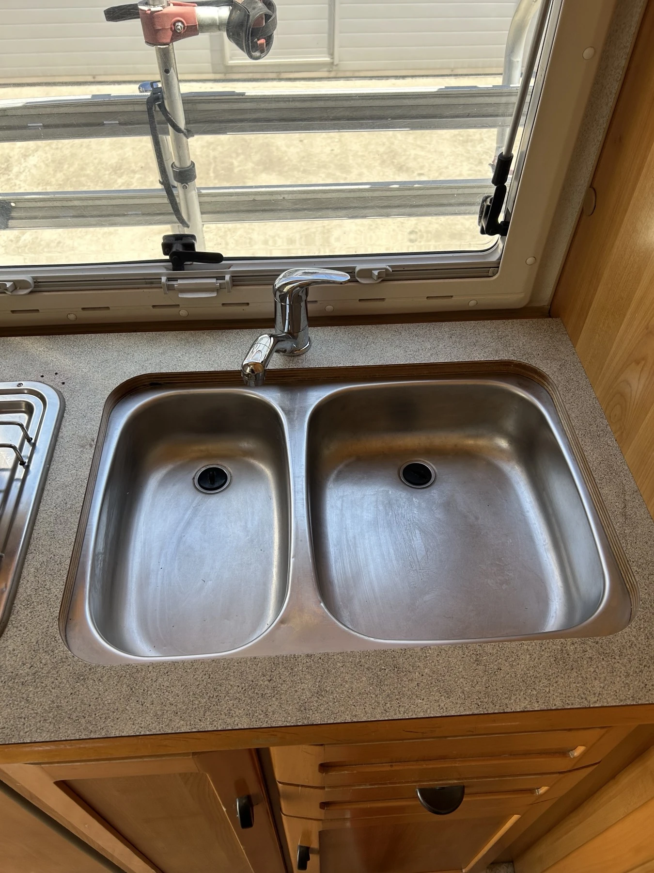 Кемпер Fiat Ducato 2.5TD КЛИМАТИК, снимка 14 - Каравани и кемпери - 54370182