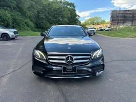 Mercedes-Benz E 300 4Matic , снимка 1
