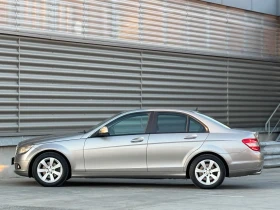 Mercedes-Benz C 220 CDI W204 АВТОМАТИК ОБСЛУЖЕН ВСИЧКО ПЛАТЕНО, снимка 3