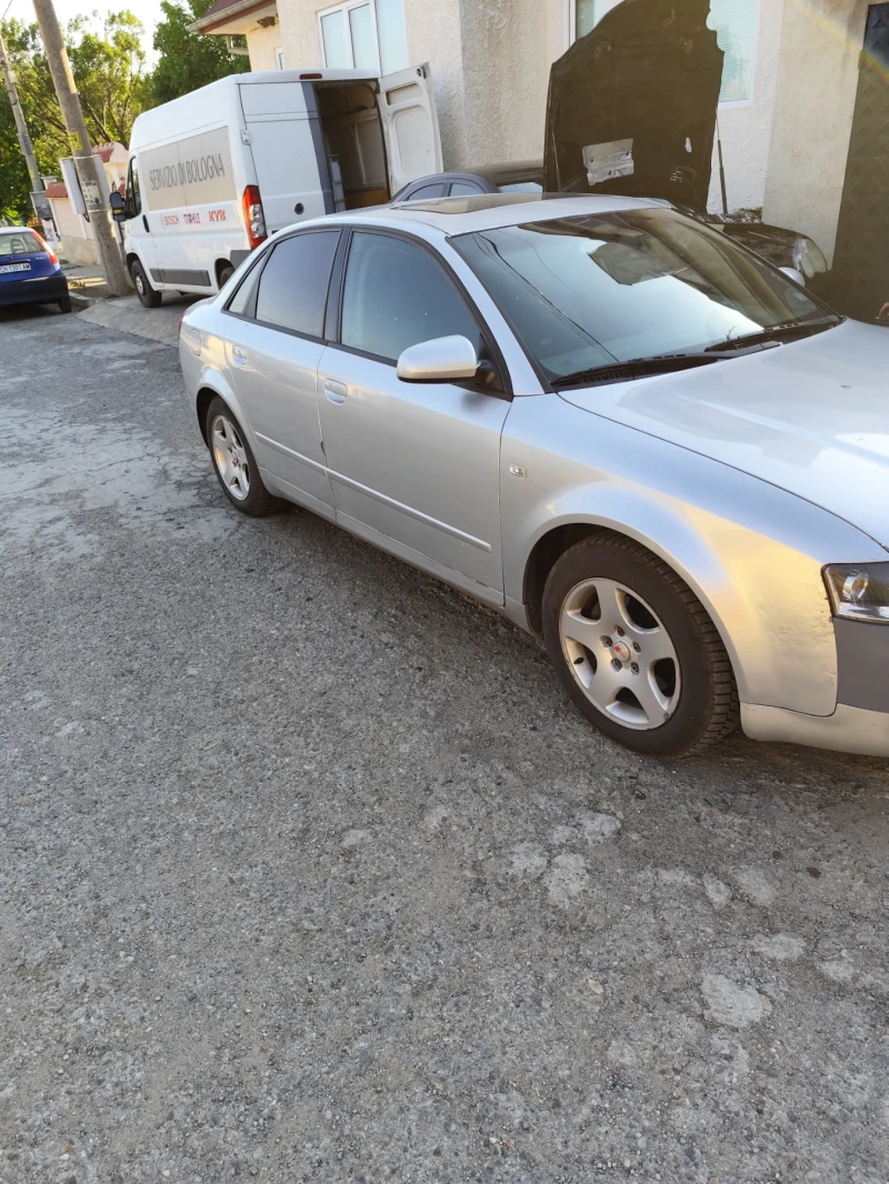 Audi A4, снимка 3 - Автомобили и джипове - 48367751