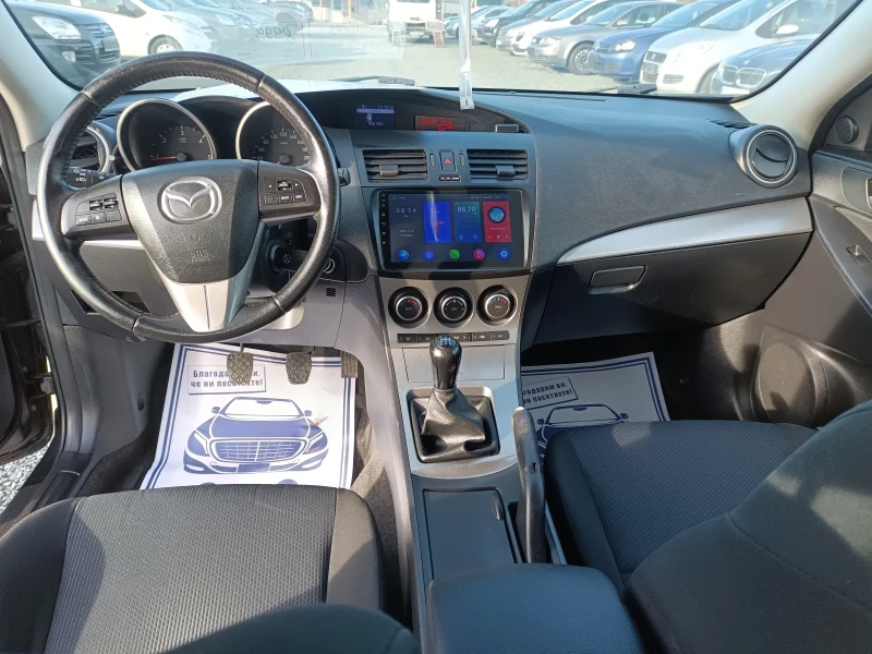 Mazda 3 1.6 109к, снимка 10 - Автомобили и джипове - 48057558