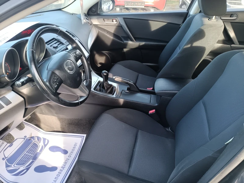 Mazda 3 1.6 109к, снимка 12 - Автомобили и джипове - 48057558