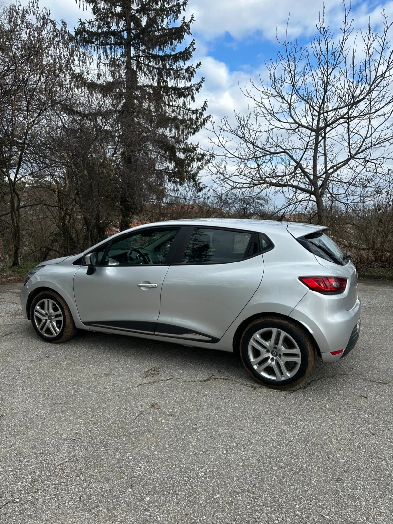 Renault Clio, снимка 11 - Автомобили и джипове - 49351289