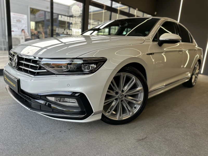 VW Passat R-Line* 4Motion* Печка* Перла* Лизинг* , снимка 1 - Автомобили и джипове - 49440256