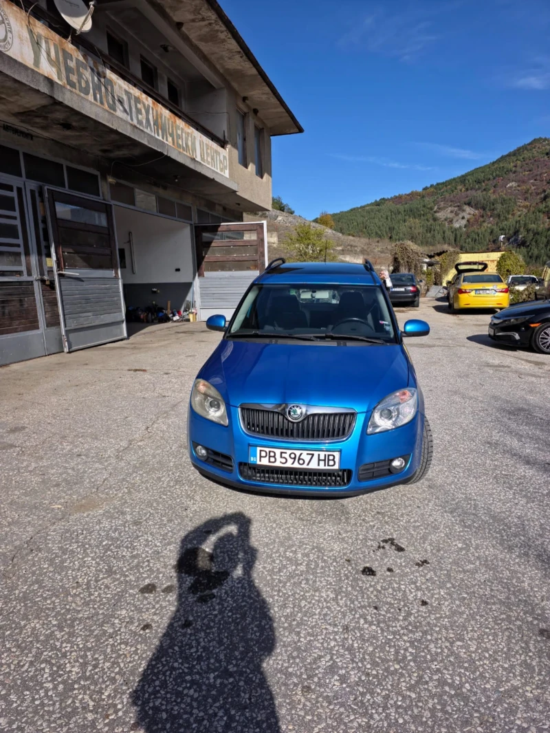Skoda Roomster Panorama Sport, снимка 3 - Автомобили и джипове - 52429870