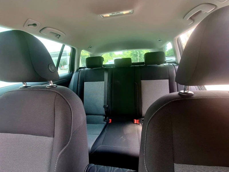 VW Golf 1600TDI   110К.С, снимка 12 - Автомобили и джипове - 52475712