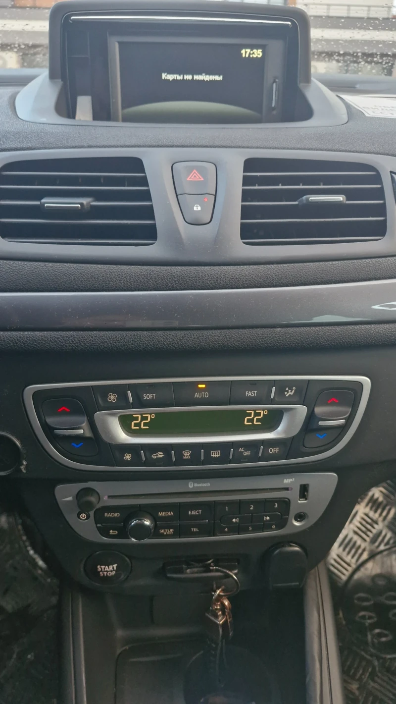 Renault Megane, снимка 10 - Автомобили и джипове - 52641665