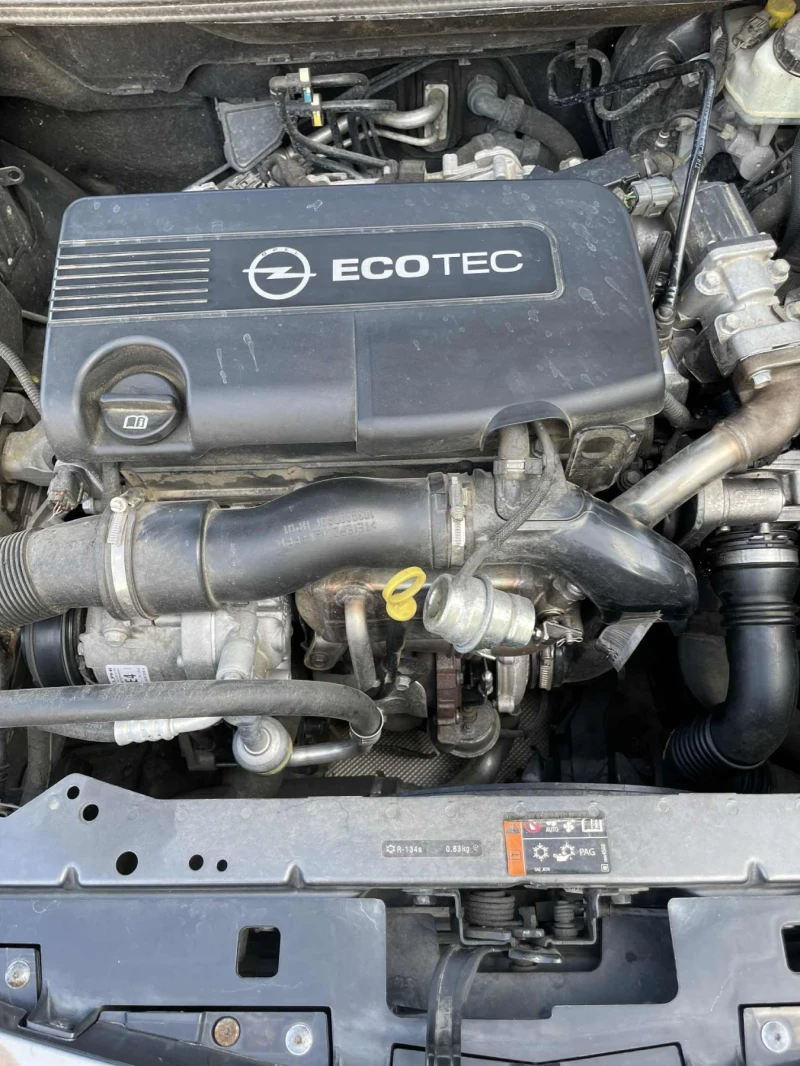 Opel Astra 1.7 CDTI COSMO, снимка 9 - Автомобили и джипове - 53021592