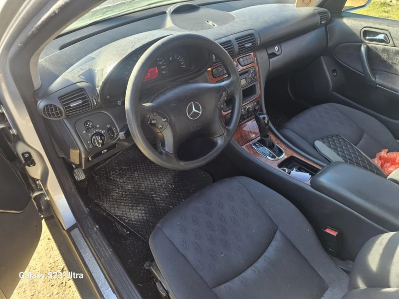 Mercedes-Benz C 220 2.2, снимка 5 - Автомобили и джипове - 53171251