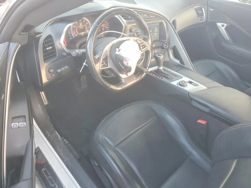Chevrolet Corvette Stingray Z51 2LT, снимка 8 - Автомобили и джипове - 53392279