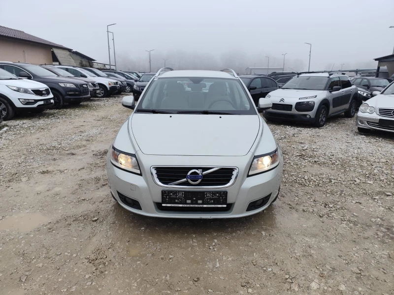 Volvo V50 1.6 дизел , снимка 2 - Автомобили и джипове - 53462075