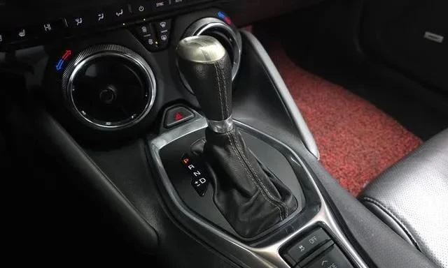 Chevrolet Camaro 6.2 SS V8 - изображение 8