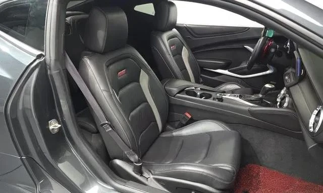 Chevrolet Camaro 6.2 SS V8 - изображение 10