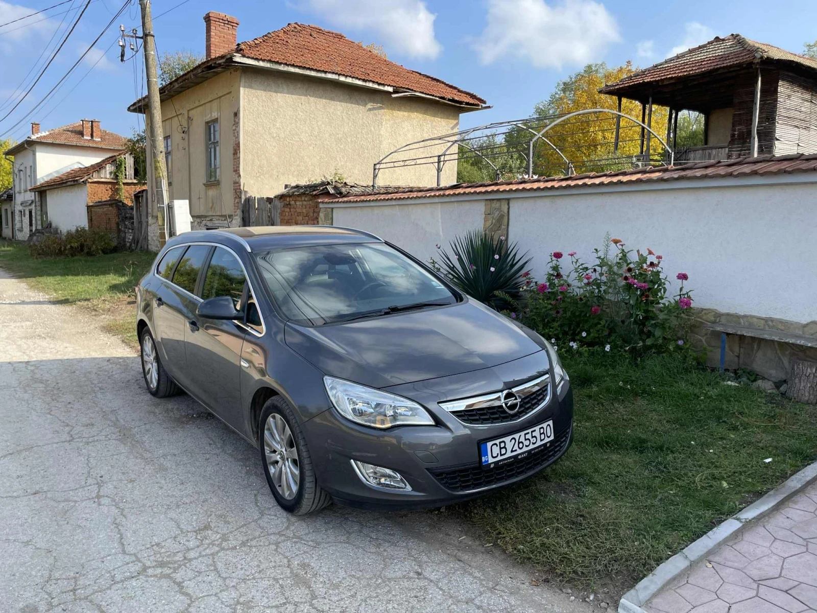 Opel Astra 1.7 CDTI COSMO, снимка 1