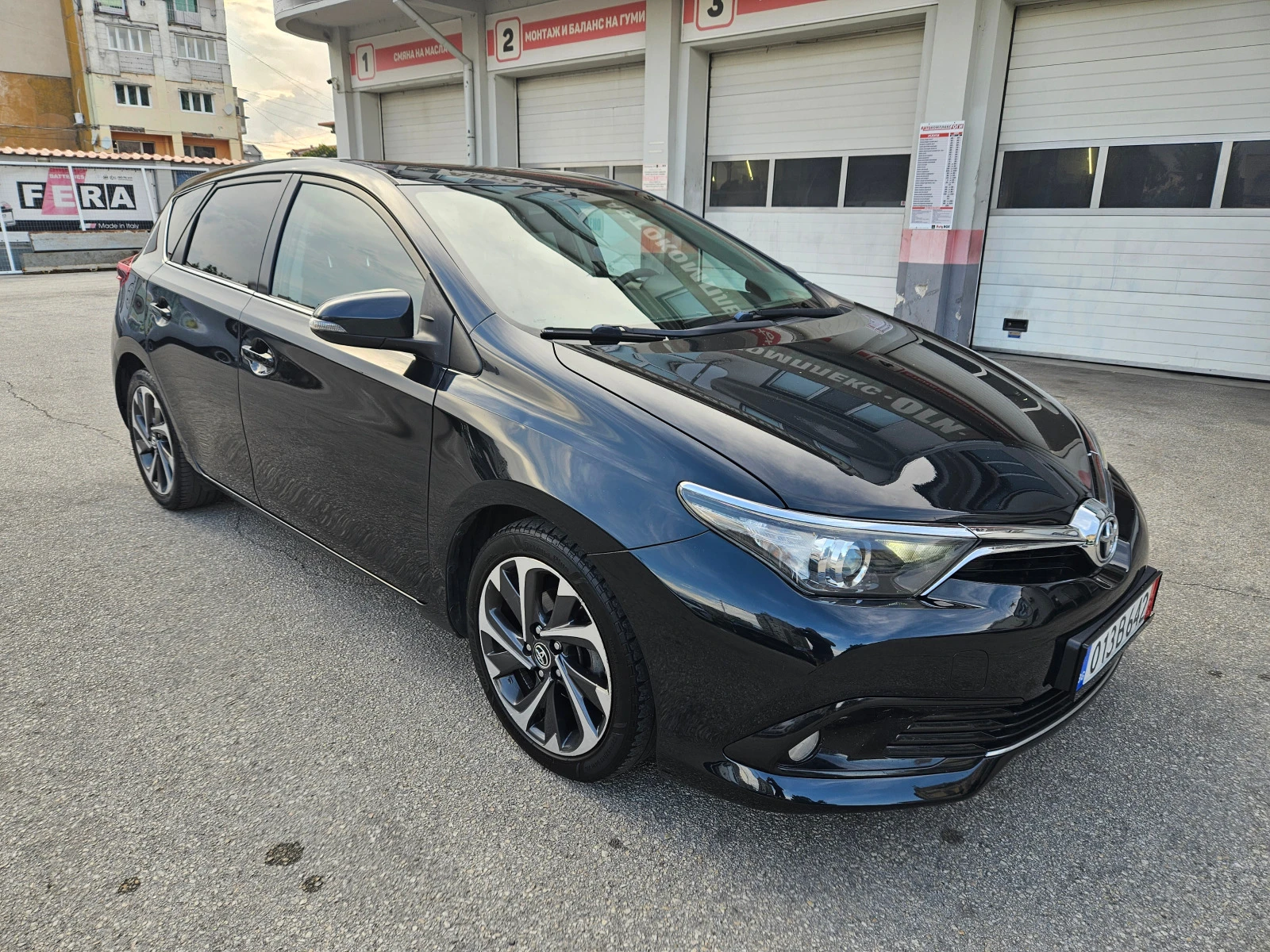 Toyota Auris 1.6 D-4D (112hp) Navi-камера-Хечбек - изображение 7