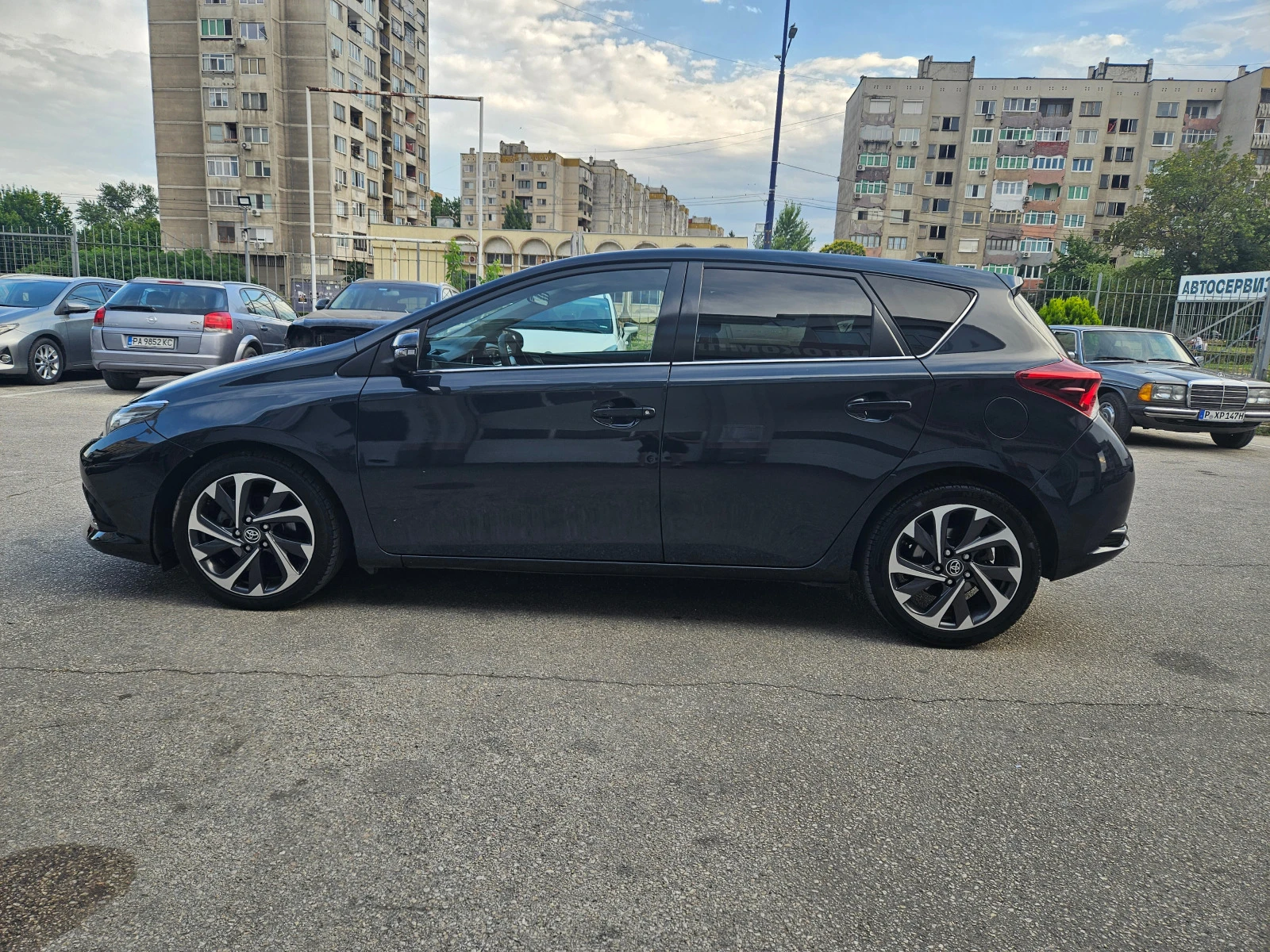 Toyota Auris 1.6 D-4D (112hp) Navi-камера-Хечбек - изображение 2