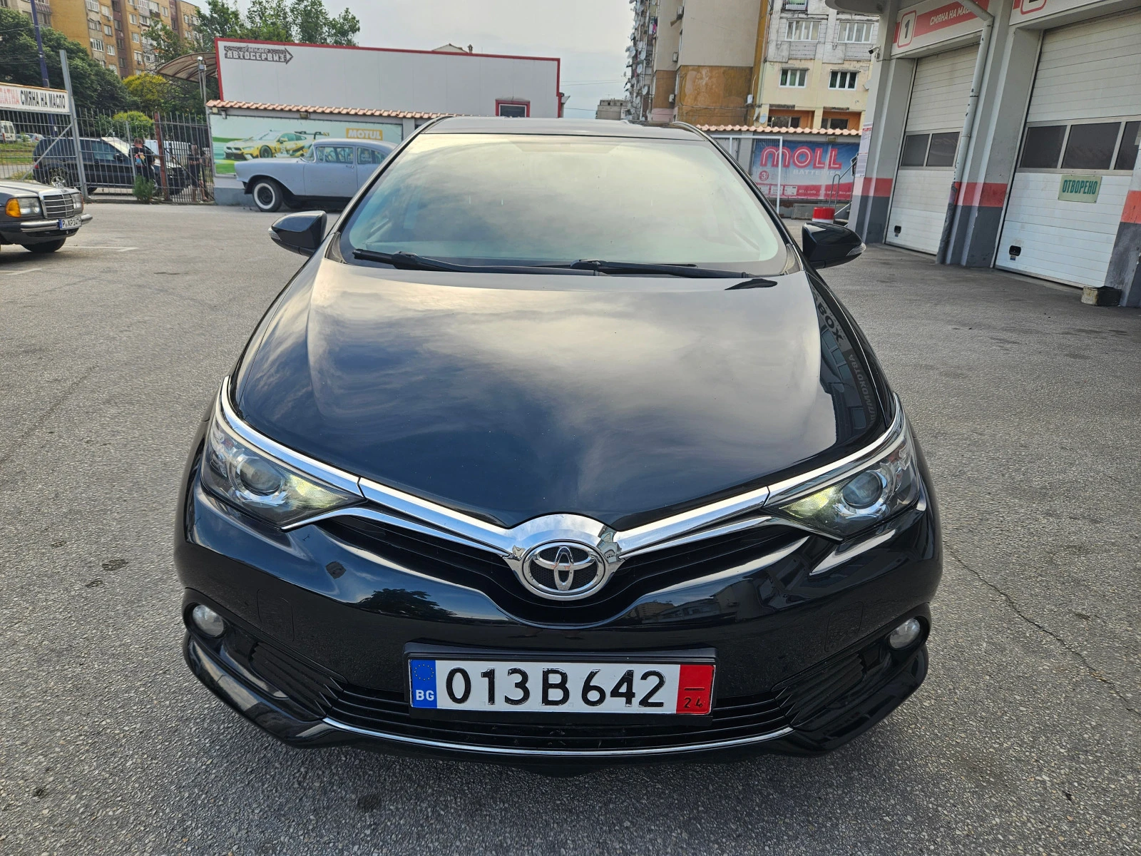 Toyota Auris 1.6 D-4D (112hp) Navi-камера-Хечбек - изображение 8