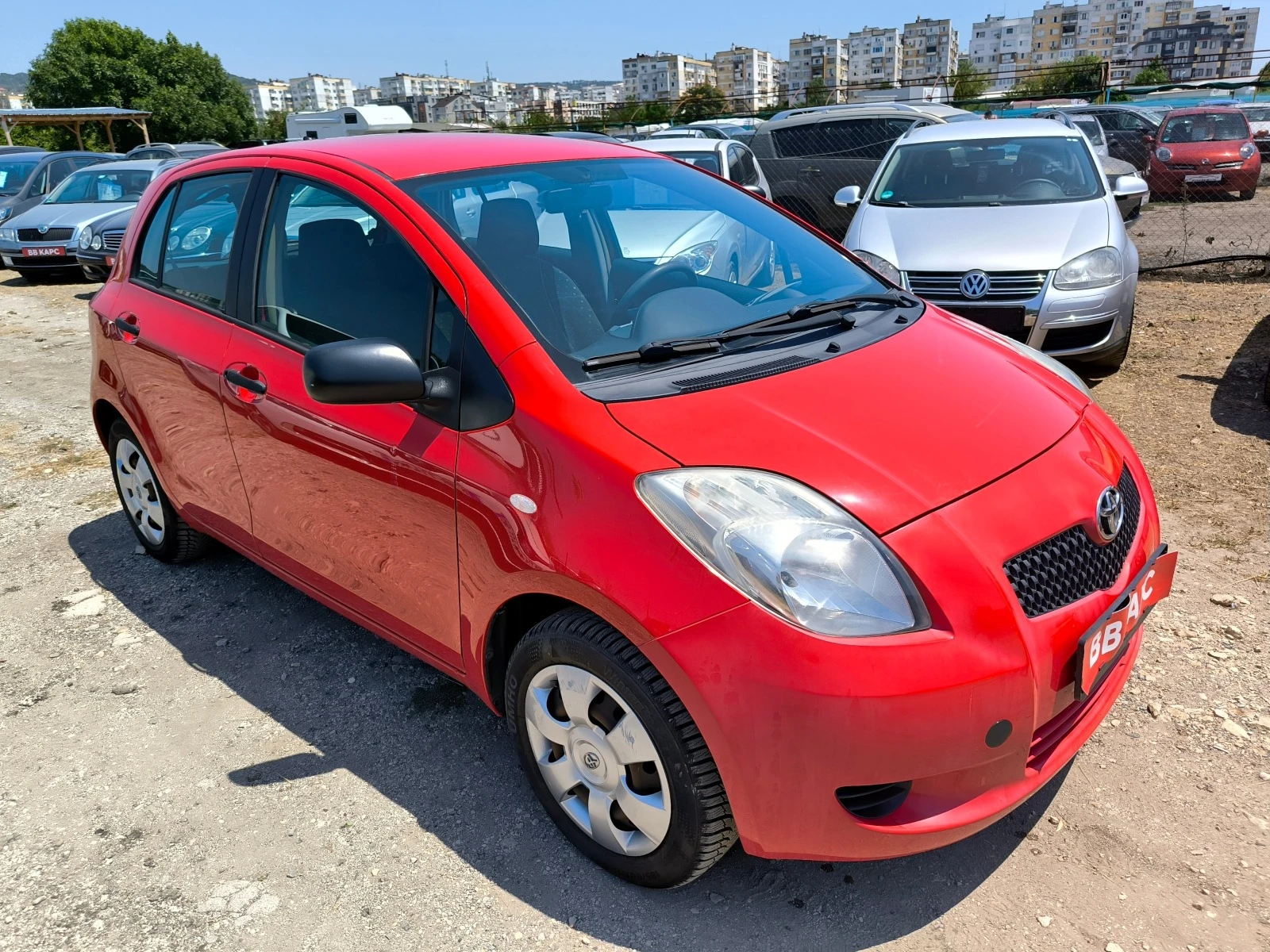 Toyota Yaris 1.0 vvti - изображение 5