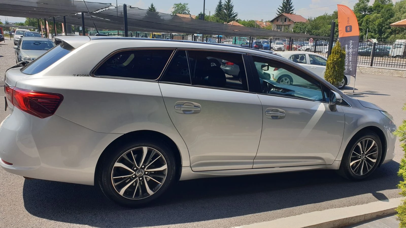 Toyota Avensis 2.0 D-4D/LED/NAVI/KEYLESS/GERMANY   - изображение 7