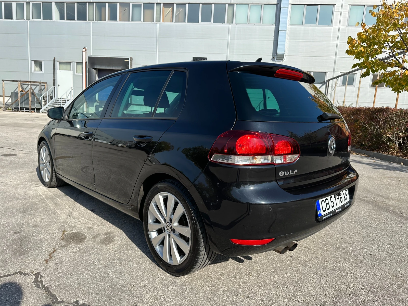 VW Golf 1.4i 122к.с. Автоматик - изображение 3