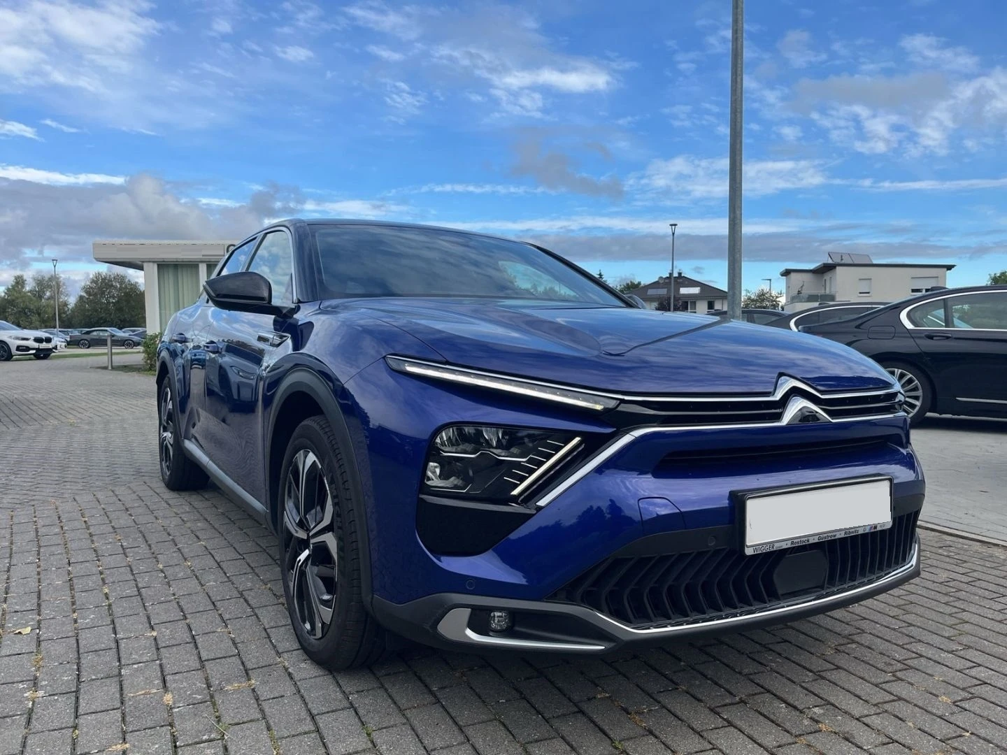 Citroen C5X Plug In Hybrid Shine Pack 225 1.6 - изображение 2