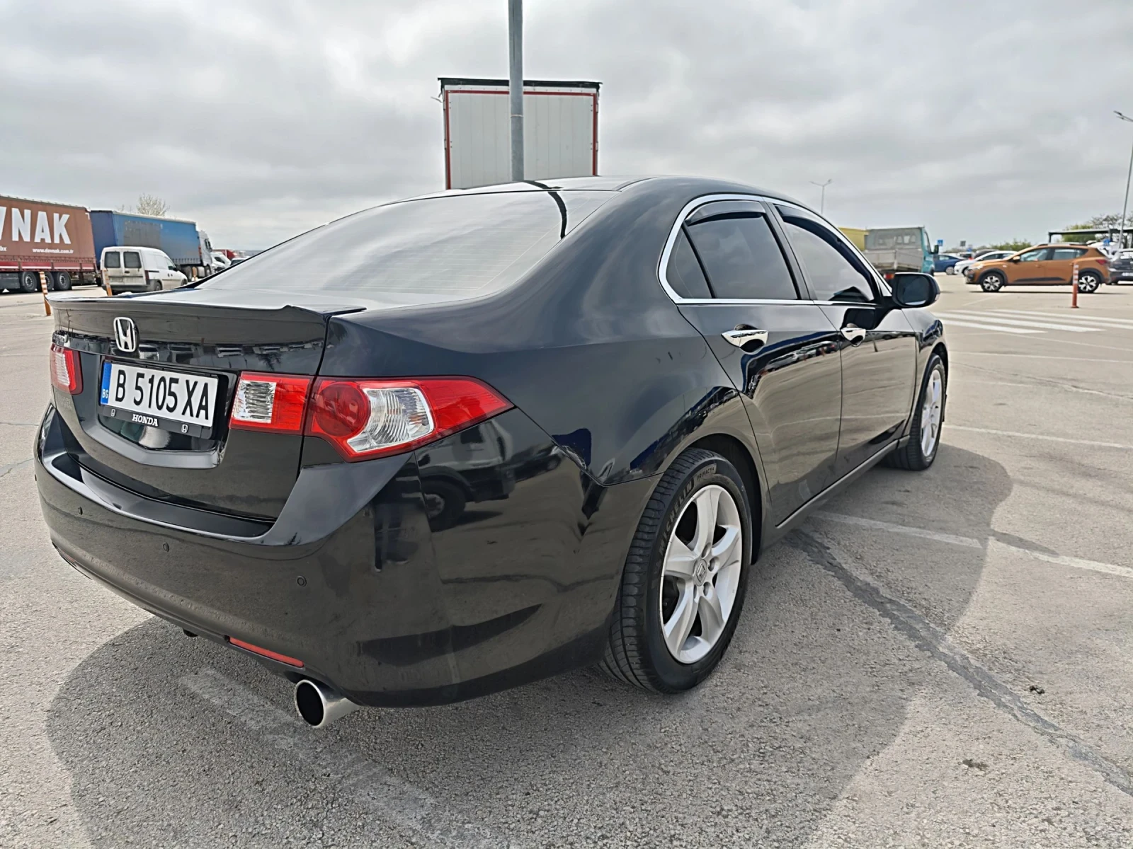 Honda Accord 2.2 i-DTEC - изображение 4