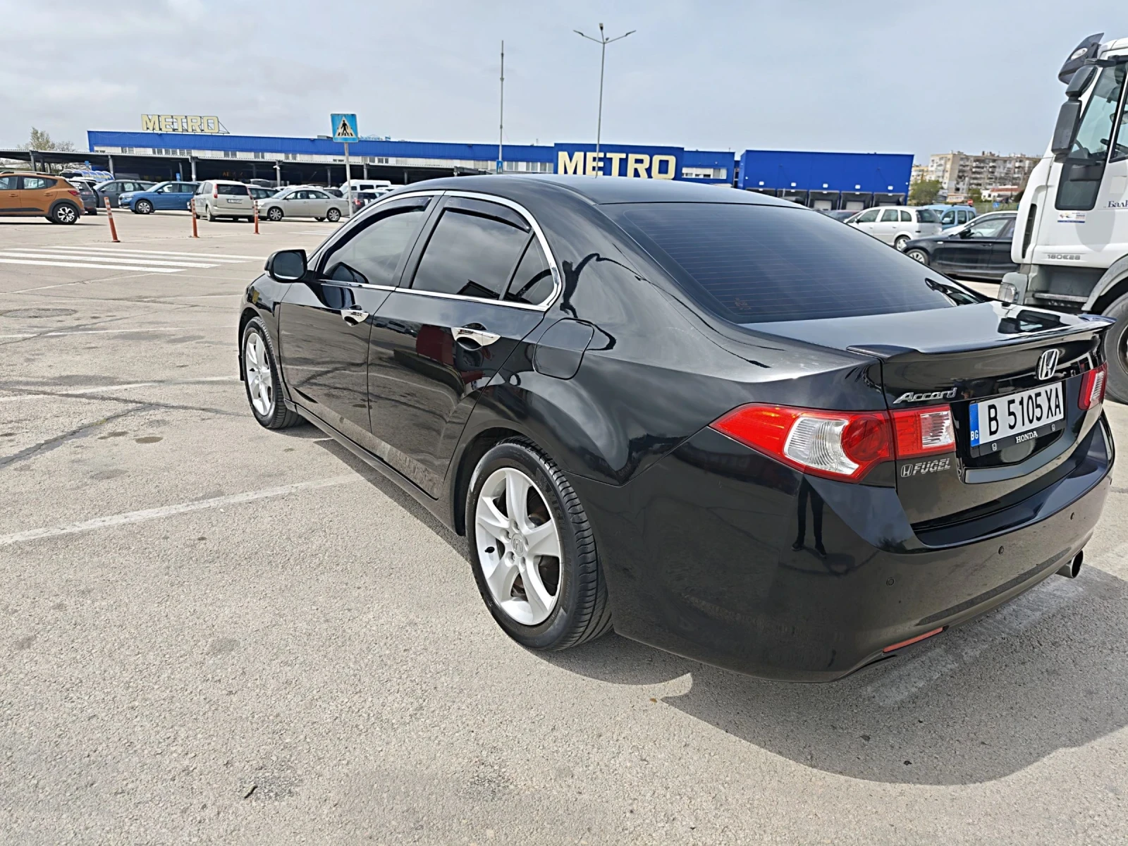 Honda Accord 2.2 i-DTEC - изображение 5