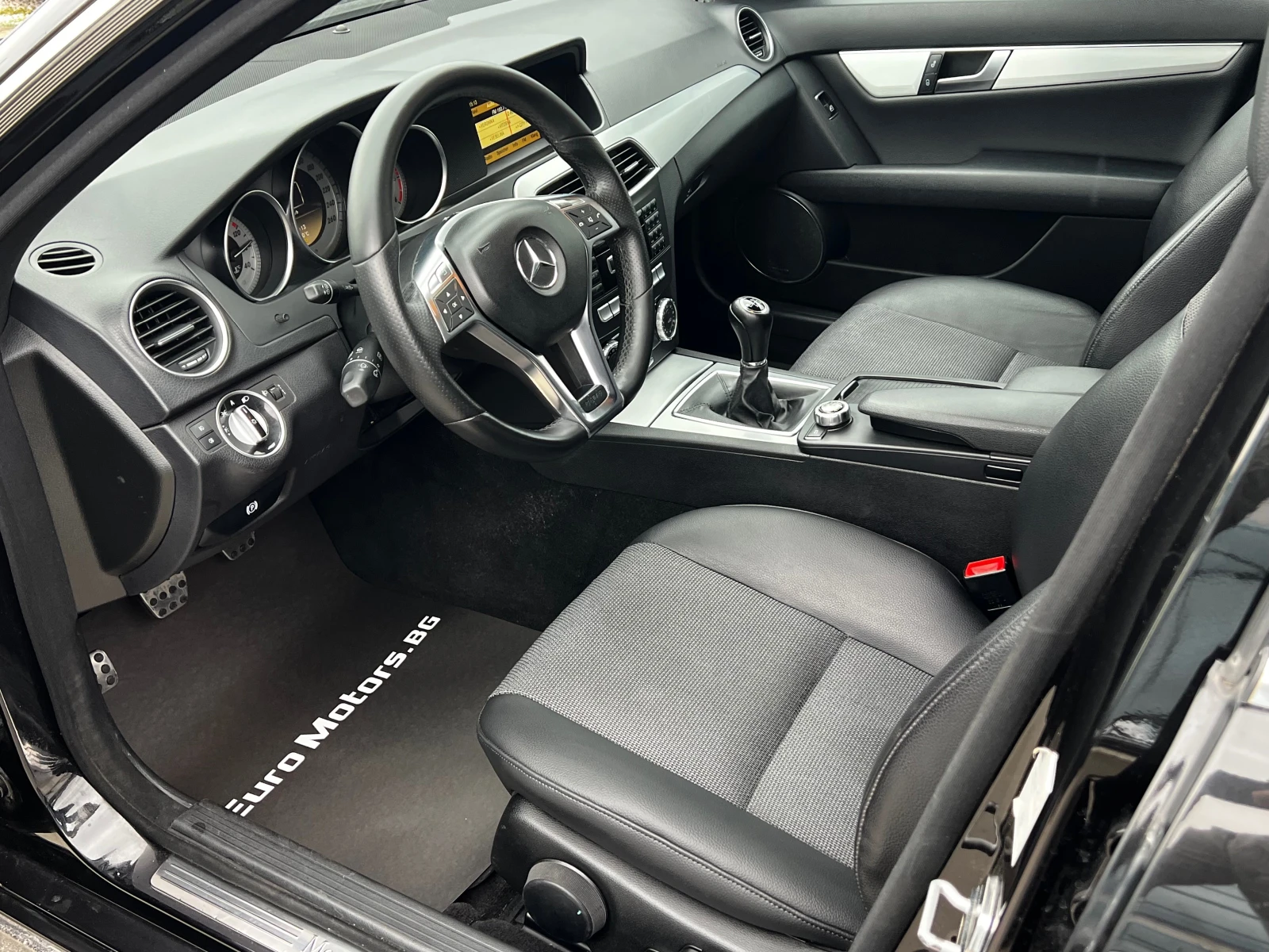 Mercedes-Benz C 220 CDI, AMG LINE, FACELIFT - изображение 8