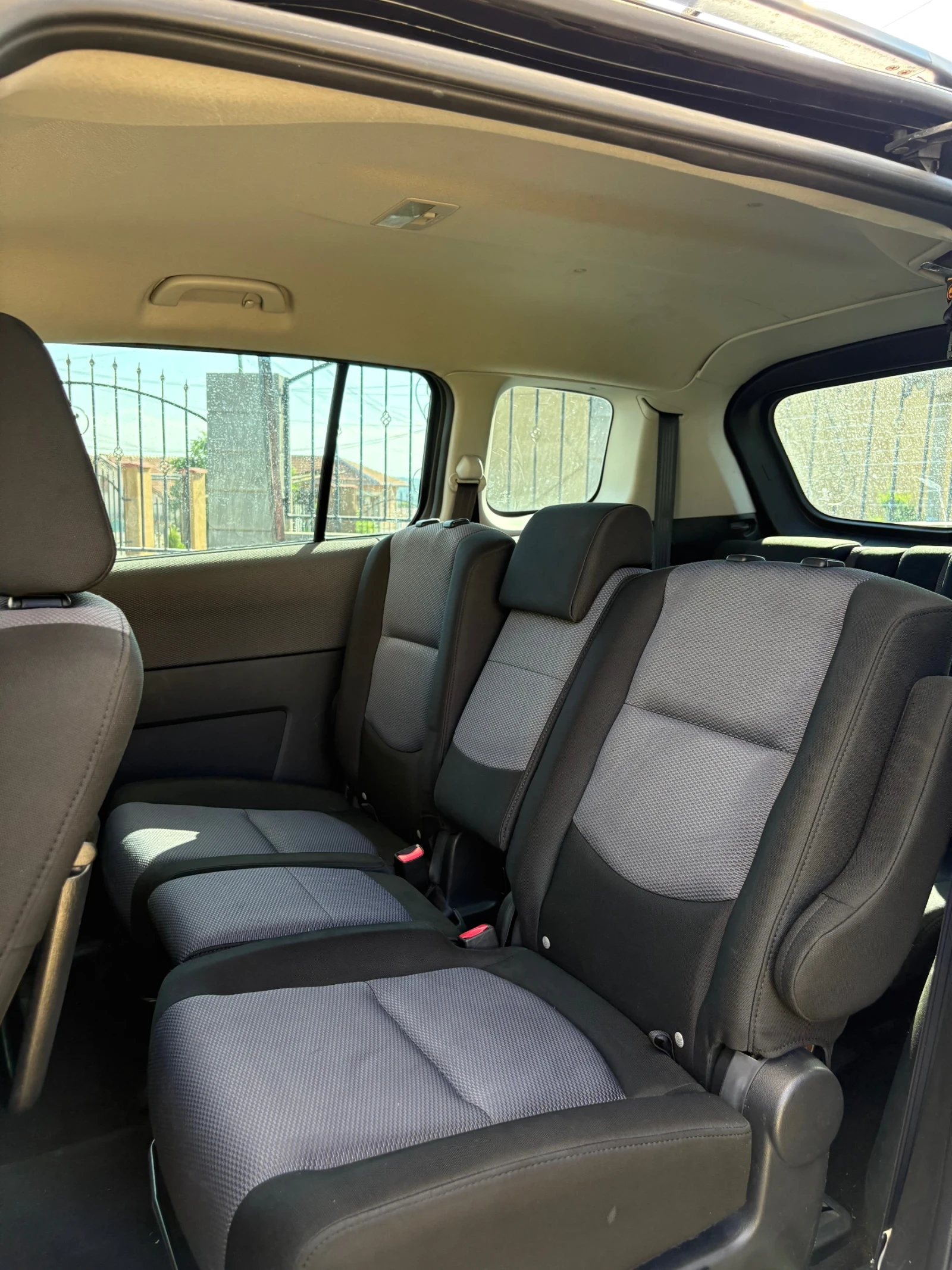 Mazda 5  - изображение 9
