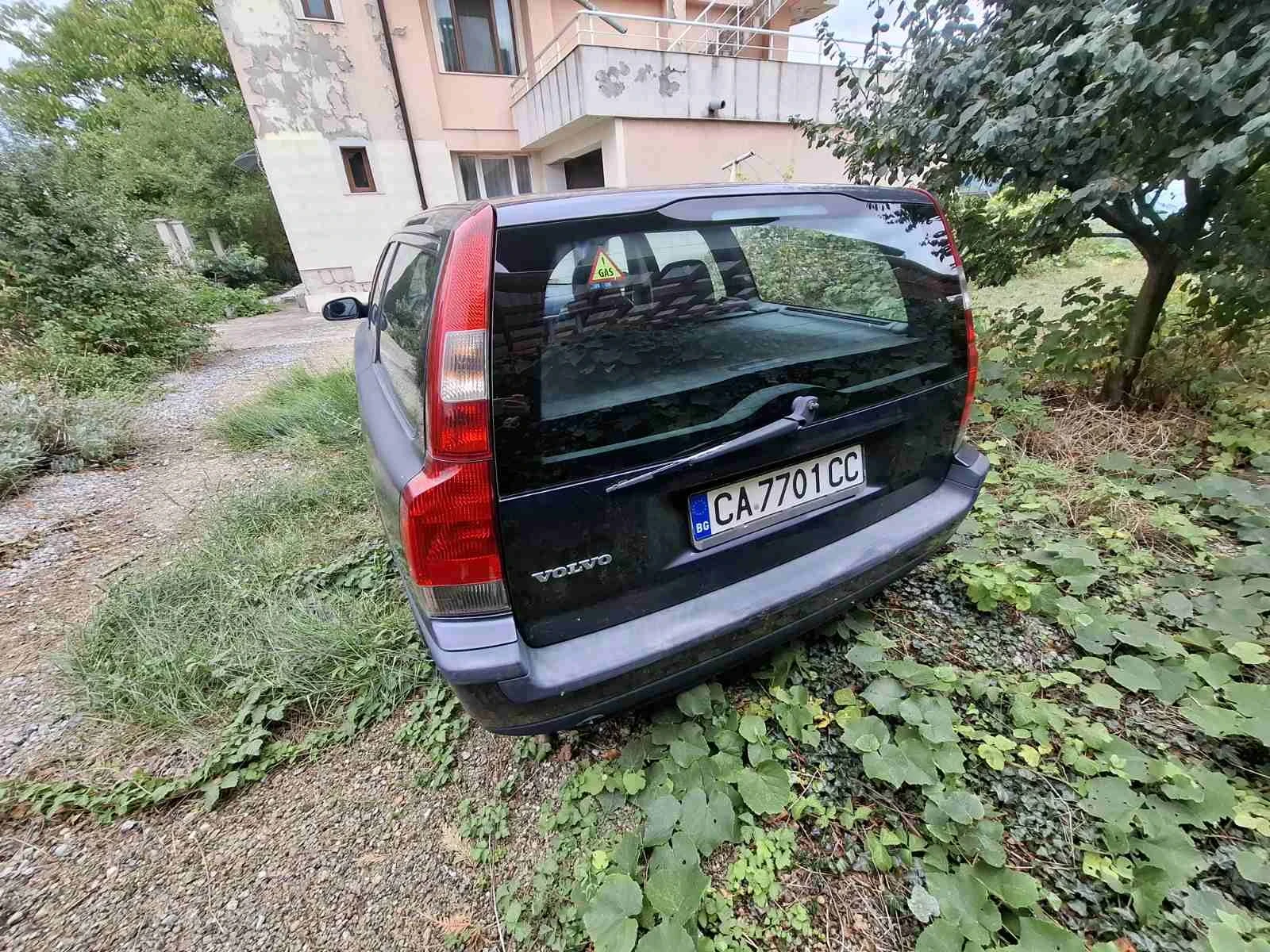 Volvo V70  - изображение 2