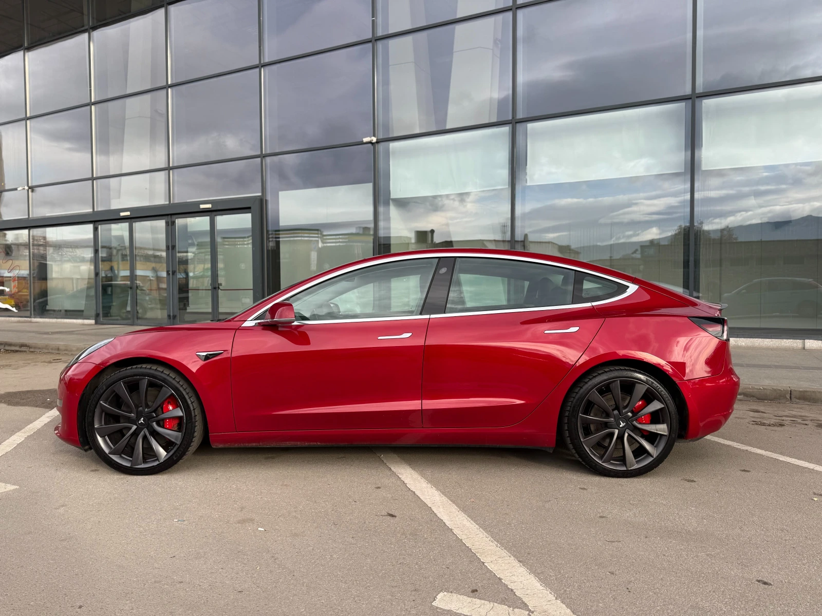 Tesla Model 3 Performance 4x4 2  /513.  | Mobile.bg   2