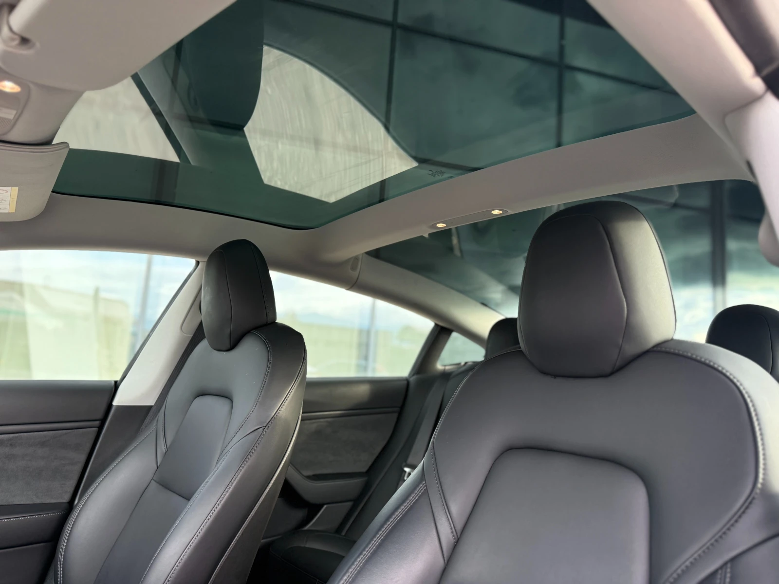 Tesla Model 3 Performance 4x4 2  /513.  | Mobile.bg   10