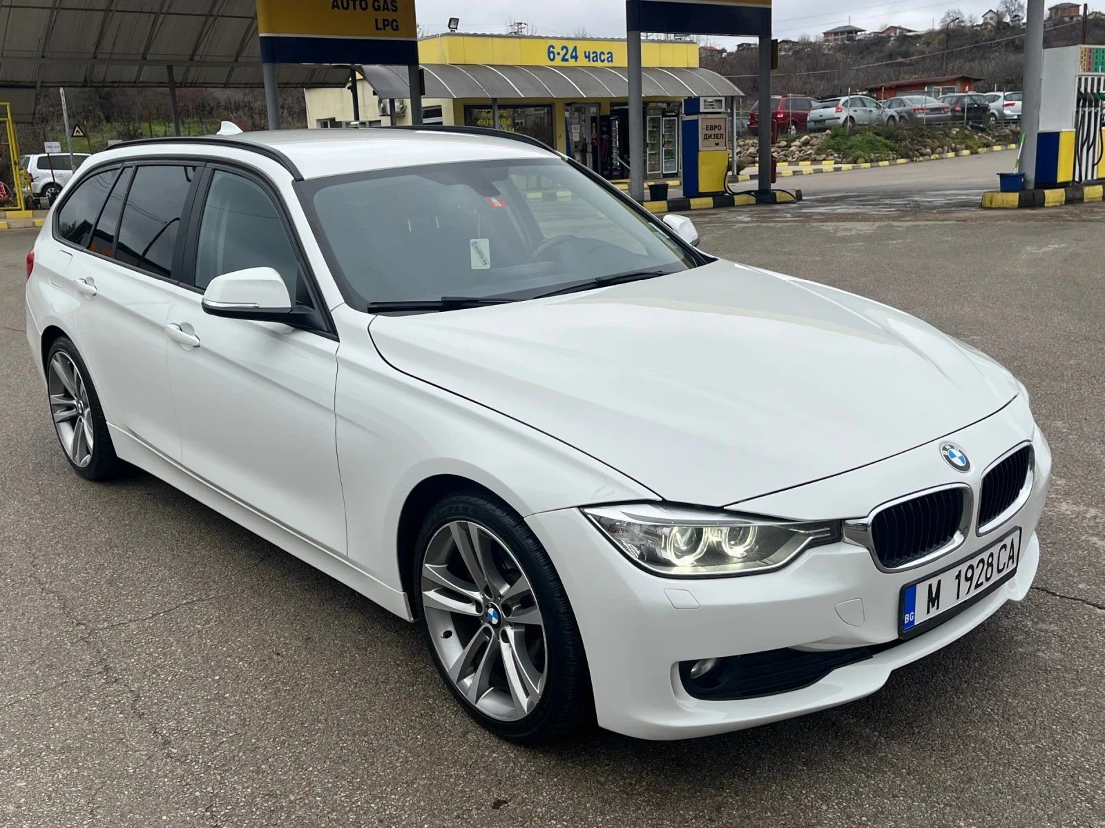 BMW 320 D 184k.c - изображение 3