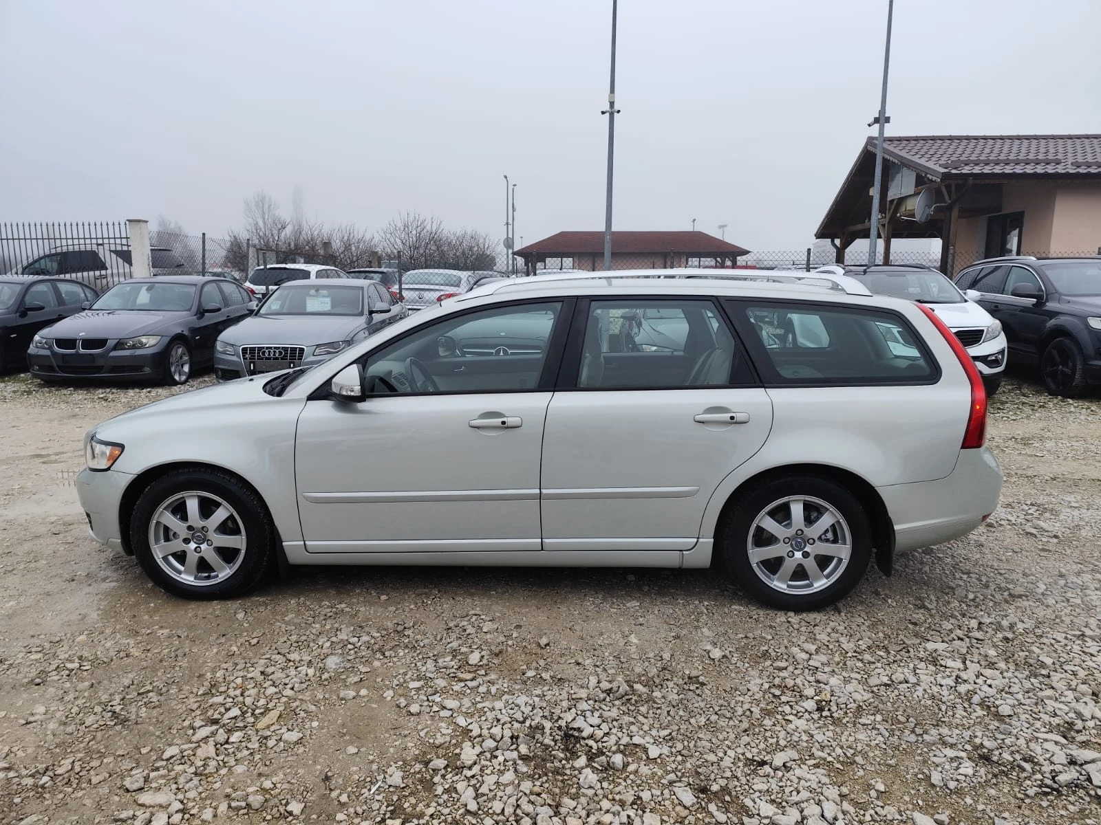 Volvo V50 1.6 дизел  - изображение 9