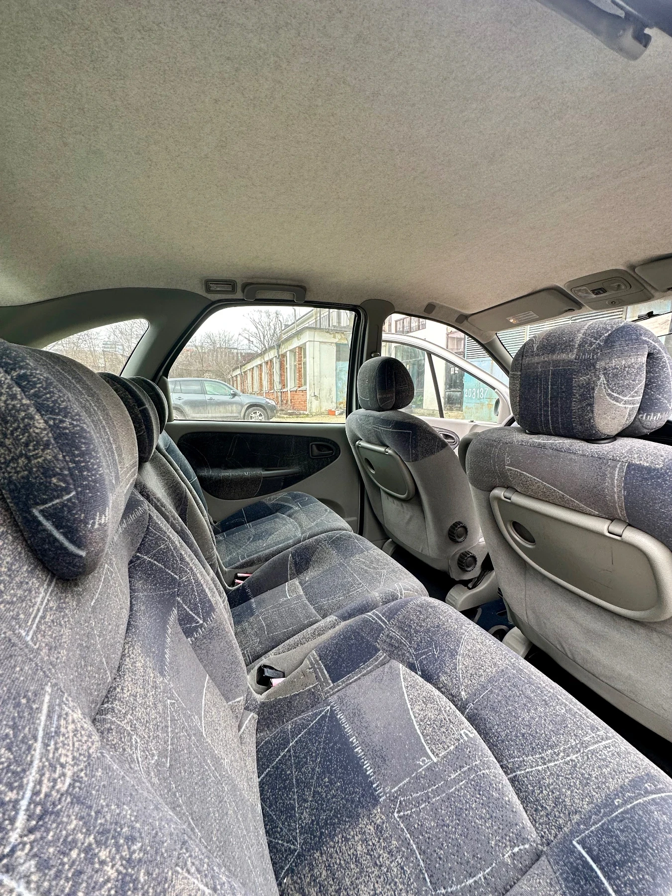 Renault Scenic  - изображение 8