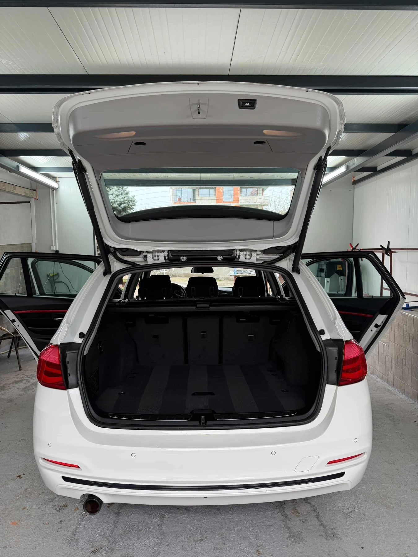 BMW 318 318d, снимка 12 - Автомобили и джипове - 53736353