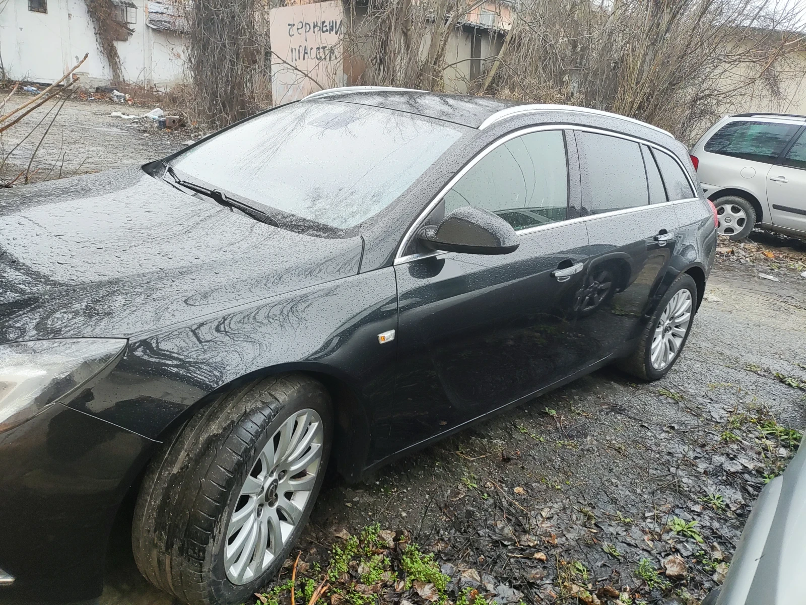 Opel Insignia, снимка 2 - Автомобили и джипове - 53758742
