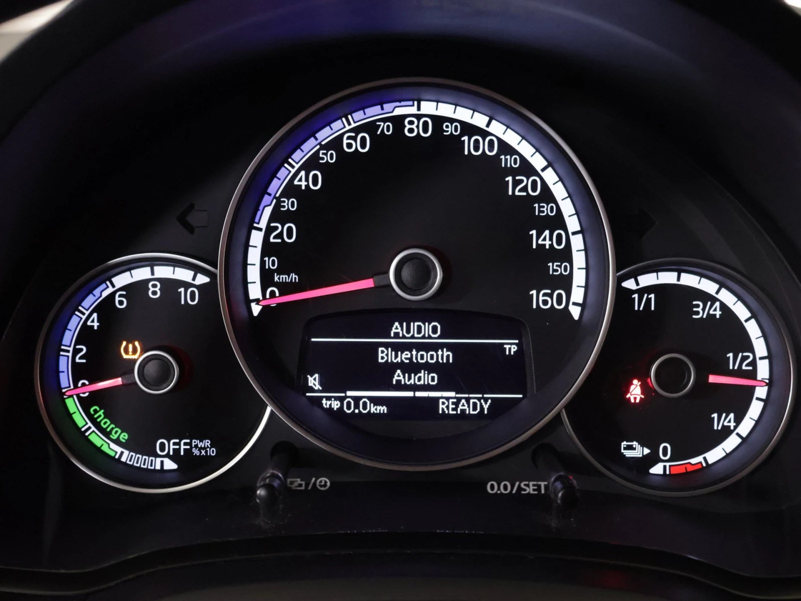 VW Up e-Up!, снимка 7 - Автомобили и джипове - 54038382