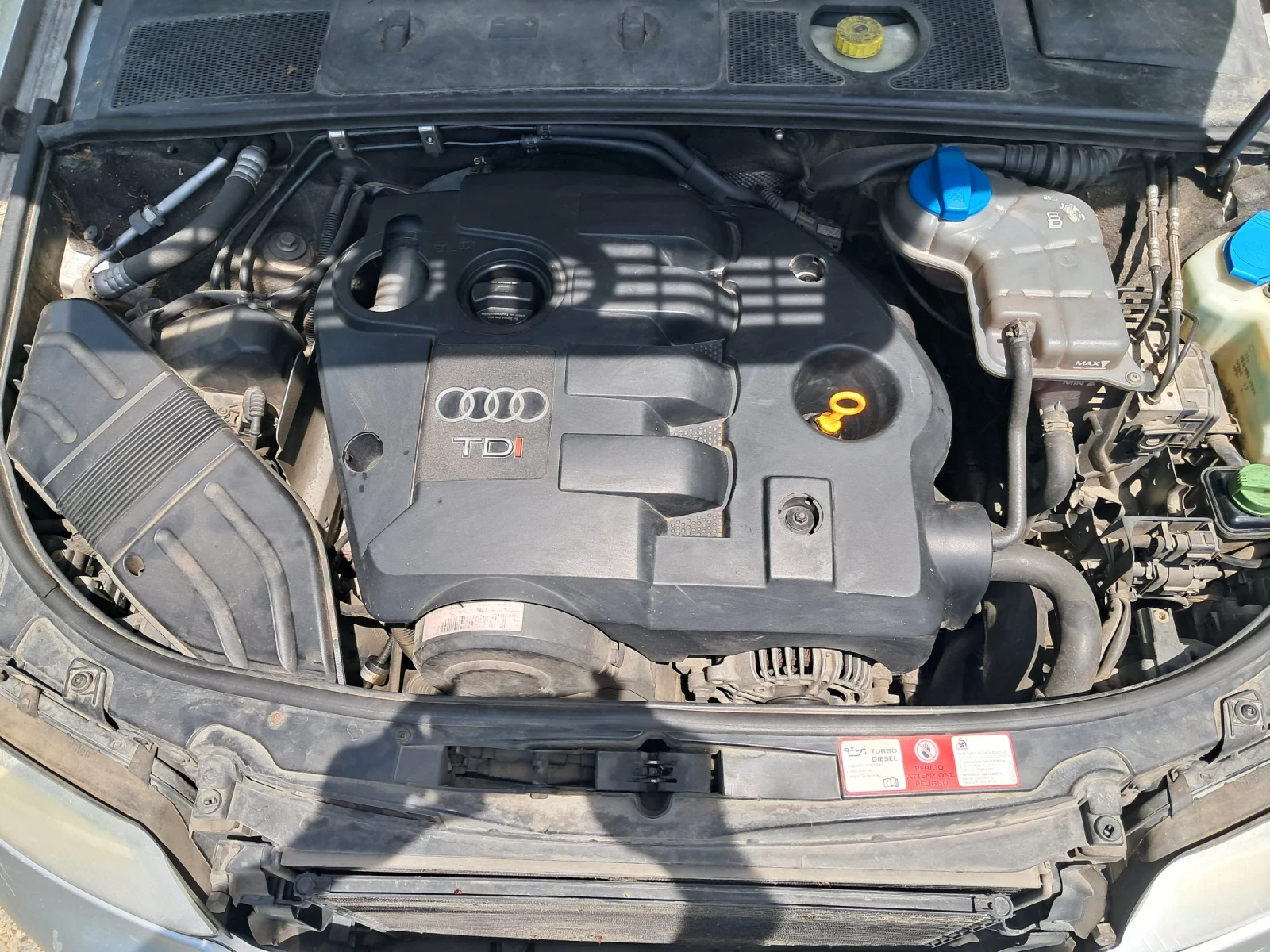 Audi A4 1.9 TDI AWX (96 KW / 130 K.C.) 11.2000 - 12.2004, снимка 15 - Автомобили и джипове - 54721478