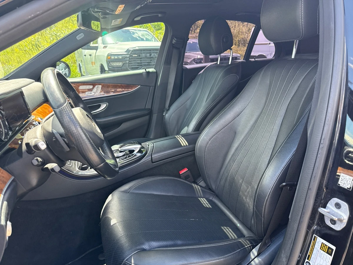 Mercedes-Benz E 300 4Matic , снимка 6 - Автомобили и джипове - 55011242