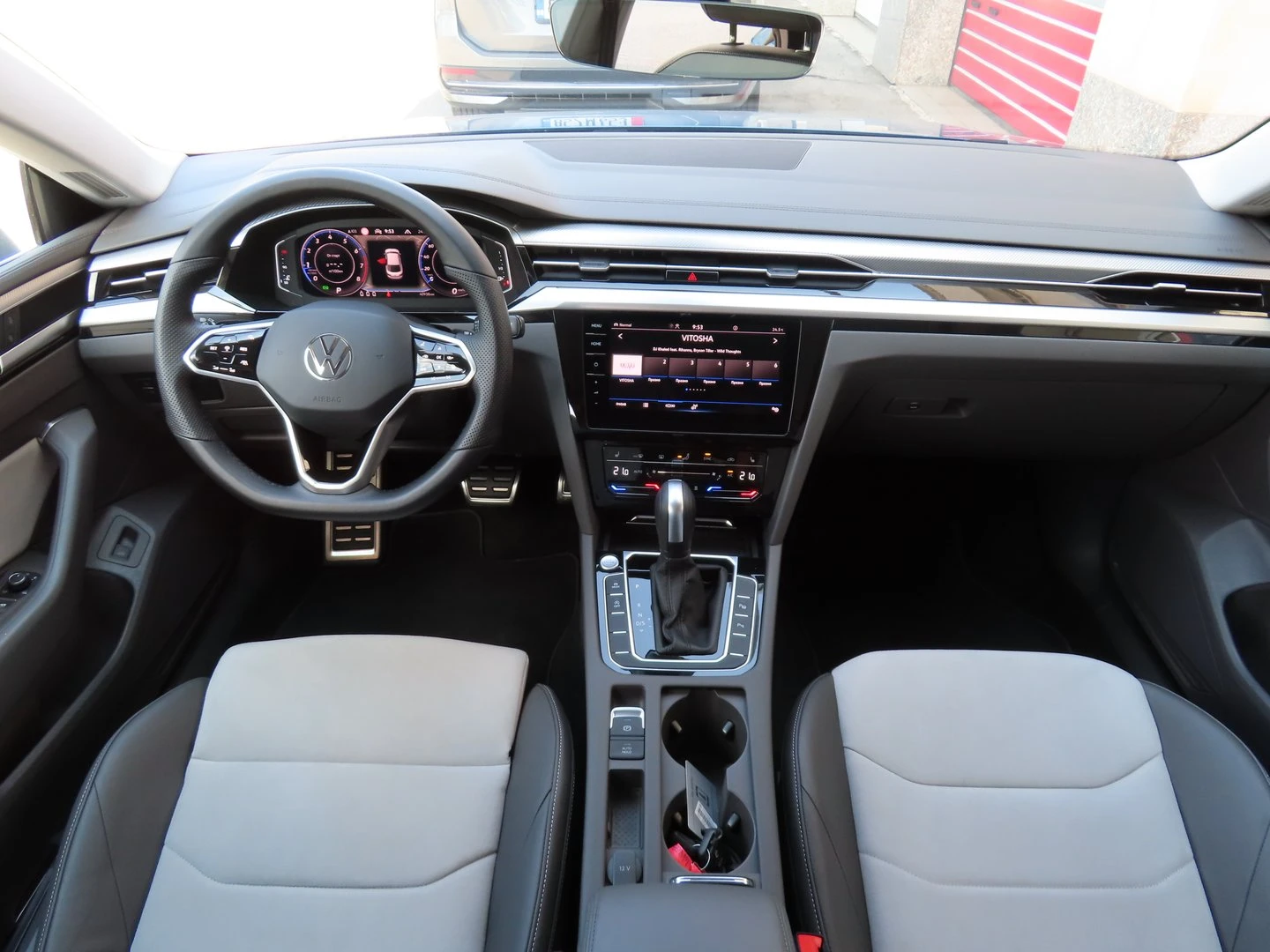 VW Arteon, снимка 12 - Автомобили и джипове - 56421015