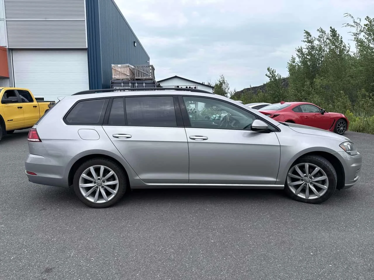 VW Golf * DSG 4MOTION * CARFAX * ОПЦИЯ ЗА ФИНАНСИРАНЕ, снимка 3 - Автомобили и джипове - 55647862