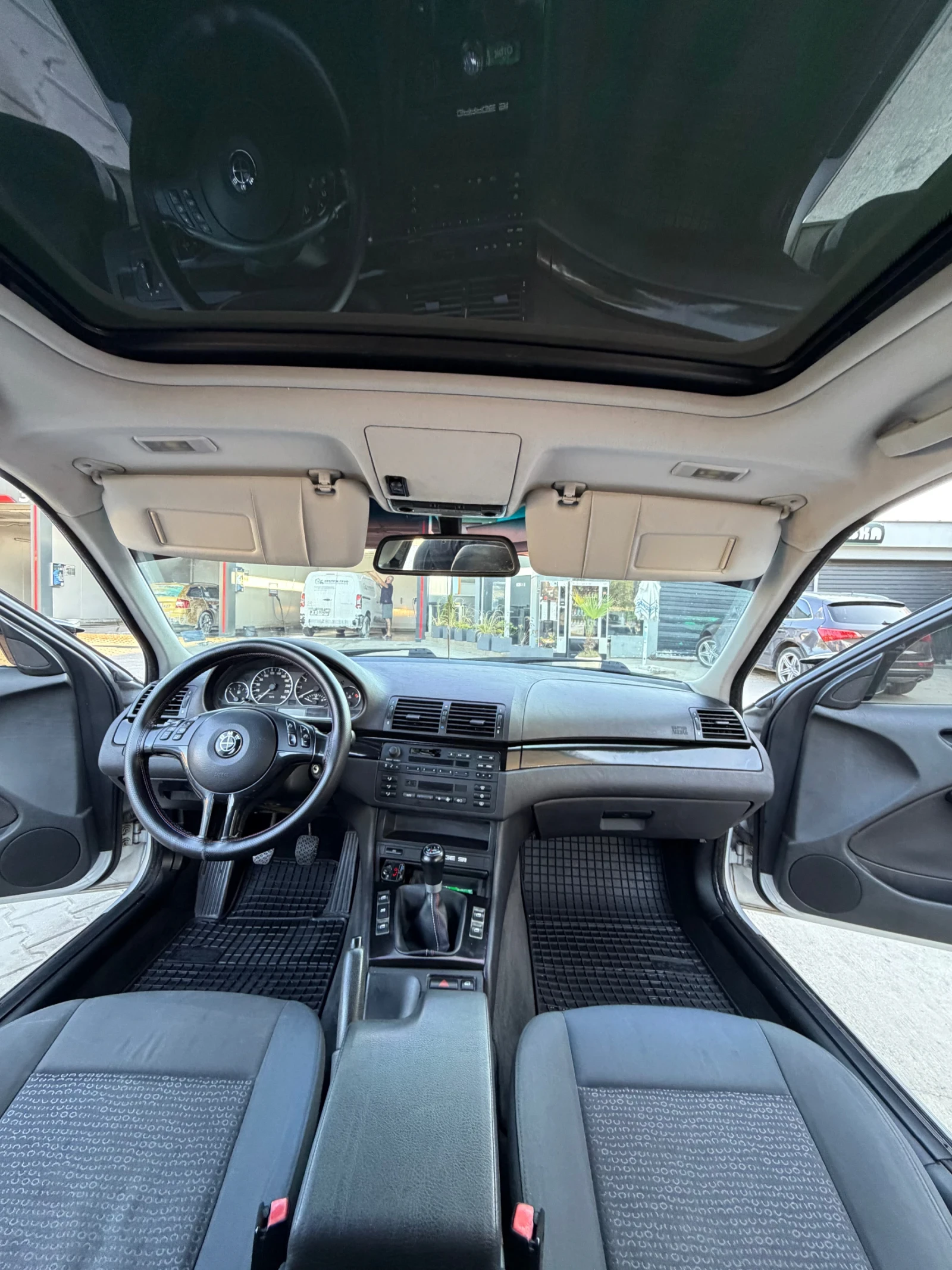 BMW 318 318 lci, снимка 6 - Автомобили и джипове - 55835969