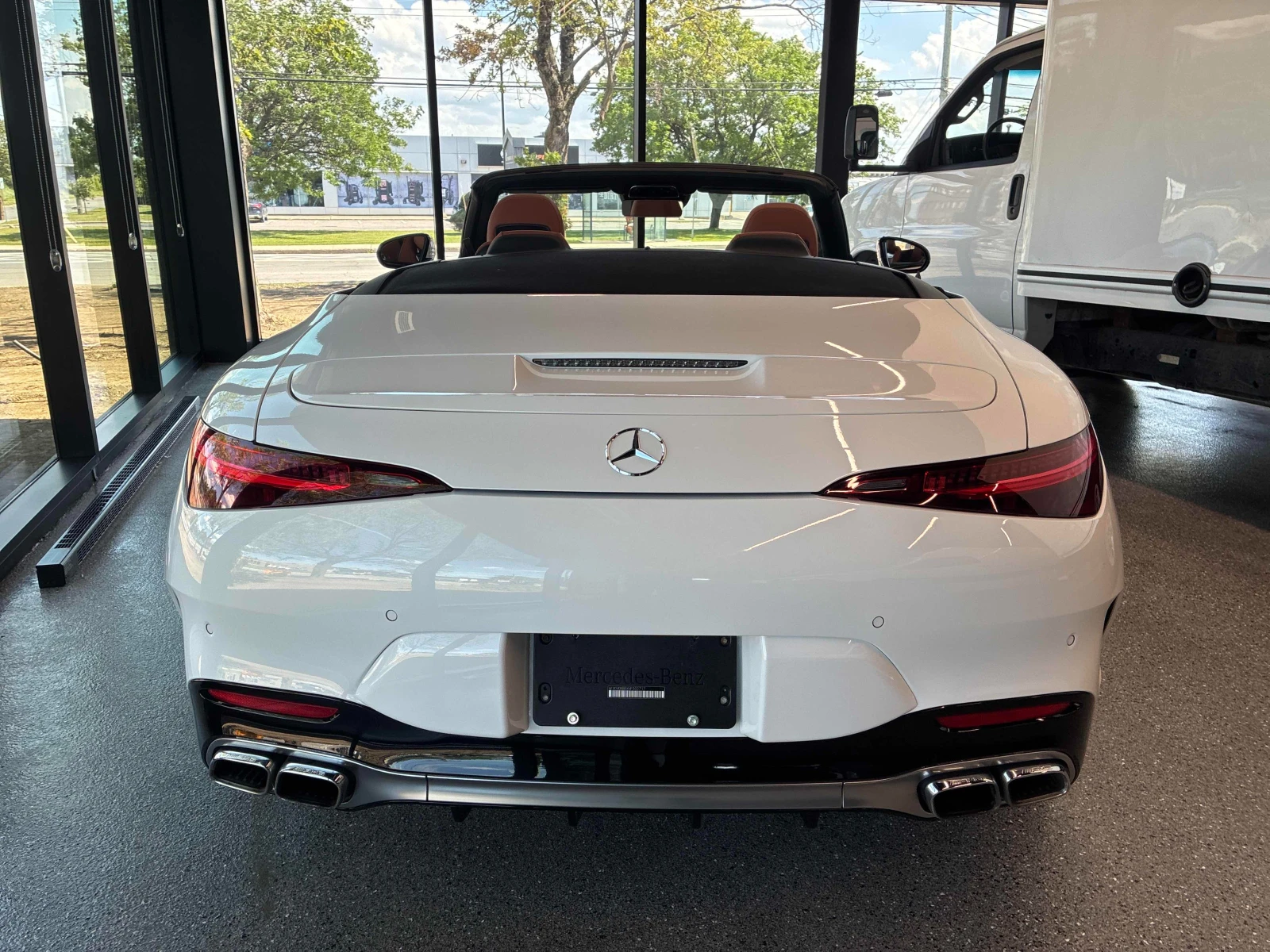 Mercedes-Benz SL 63 4MATIC+ * Burmester* Rear-Axle Steering, снимка 5 - Автомобили и джипове - 55952187