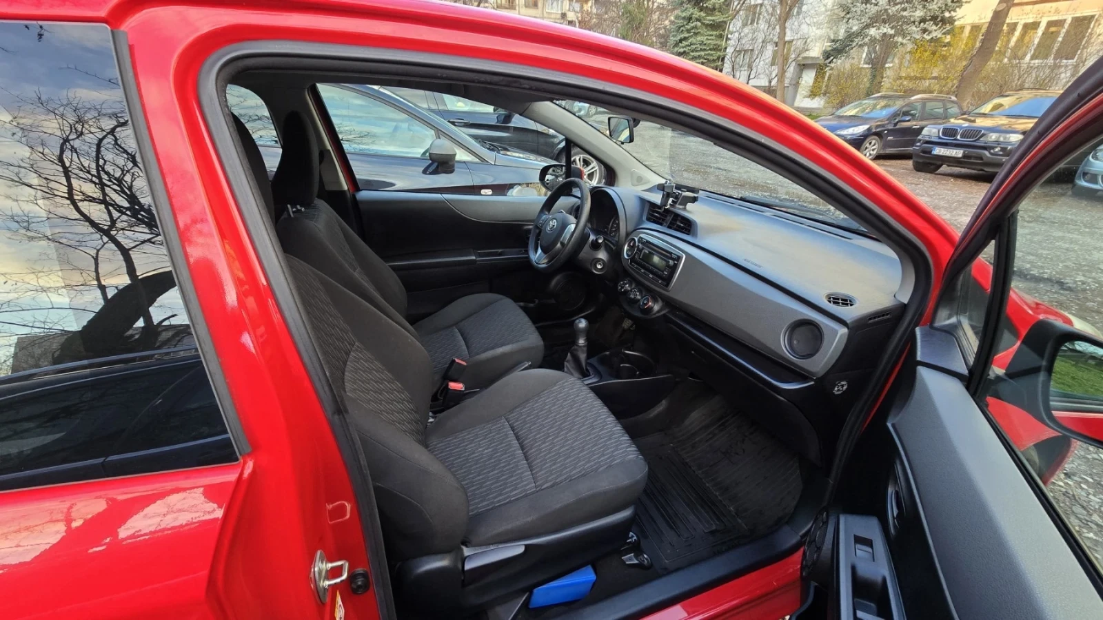 Toyota Yaris, снимка 3 - Автомобили и джипове - 56195300
