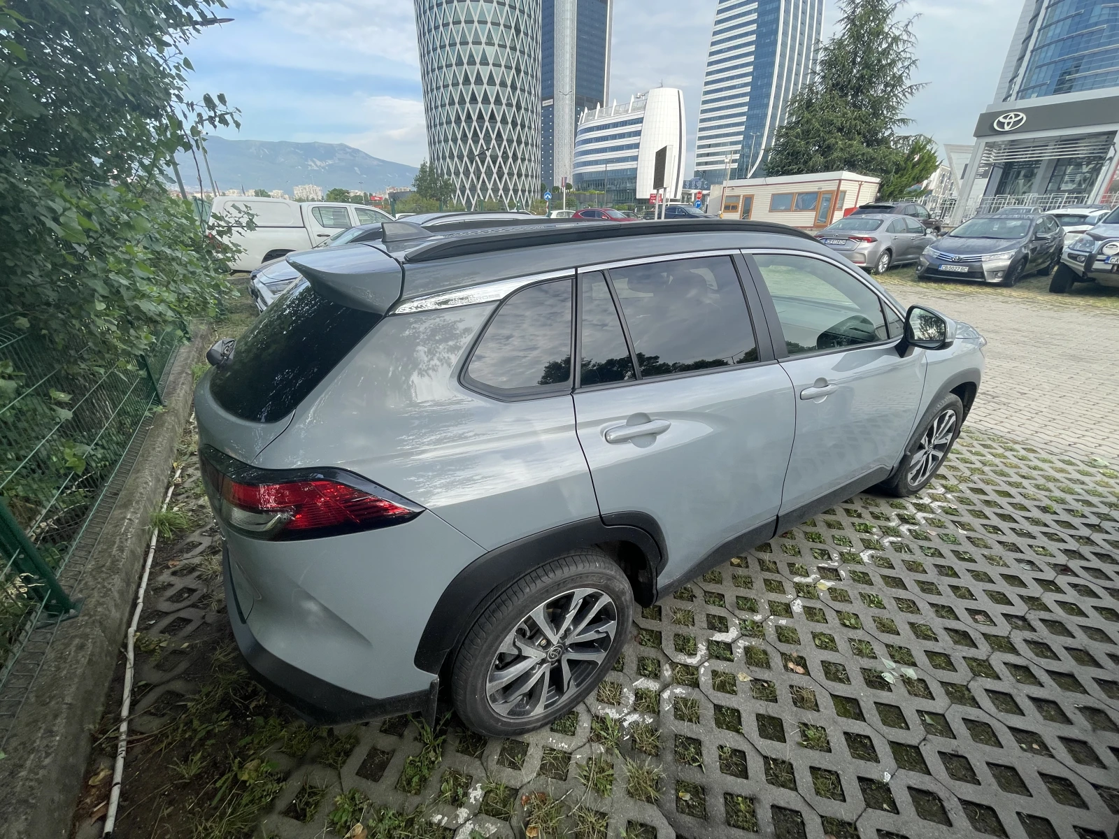 Toyota Corolla Cross, снимка 5 - Автомобили и джипове - 56646273