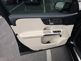 Mercedes-Benz GLC 250 Active Parking Assist/Keyless/Panorama/360 / | Mobile.bg    7