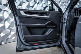 Porsche Cayenne Coupe E-Hybrid* Bose* Pano* SportChr | Mobile.bg    7