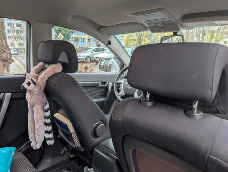 Chevrolet Captiva 2.4 LT, снимка 6 - Автомобили и джипове - 52902729